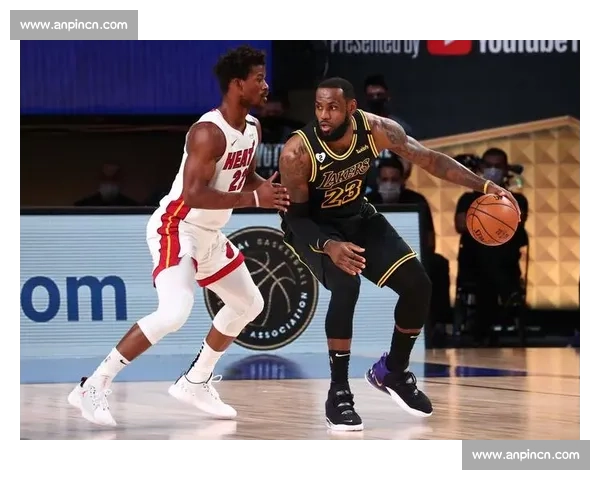 NBA总决赛G2湖人大战热火詹姆斯浓眉对决巴特勒关键之战悬念全面升级 NBA总决赛G2湖人大战热火詹姆斯浓眉对决巴特勒关键之战悬念全面升级