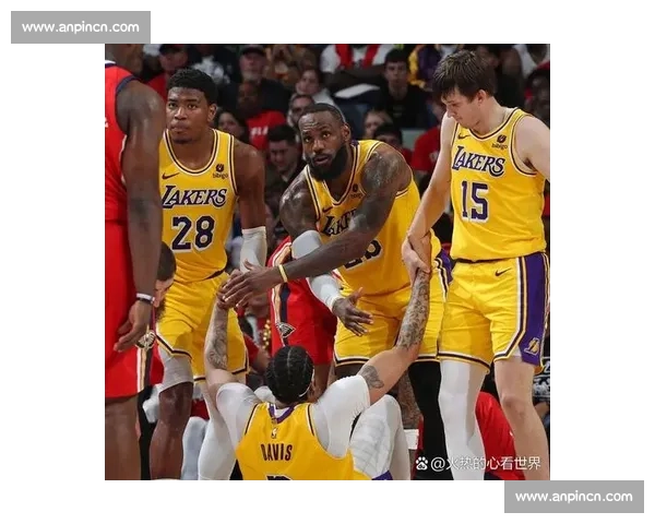 NBA直播湖人vs热火G4第四节激战白热化悬念拉满冲刺胜负时刻 NBA直播湖人vs热火G4第四节激战白热化悬念拉满冲刺胜负时刻