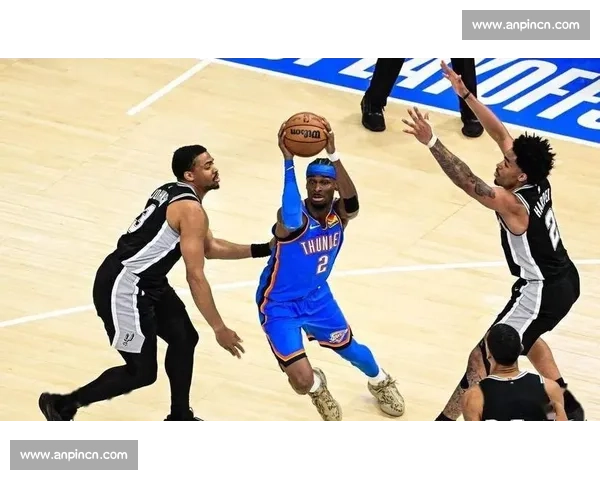 NBA雷霆对阵快船比赛录像全程回顾攻防对决精彩瞬间深度解析战术复盘与关键球集锦 NBA雷霆对阵快船比赛录像全程回顾攻防对决精彩瞬间深度解析战术复盘与关键球集锦